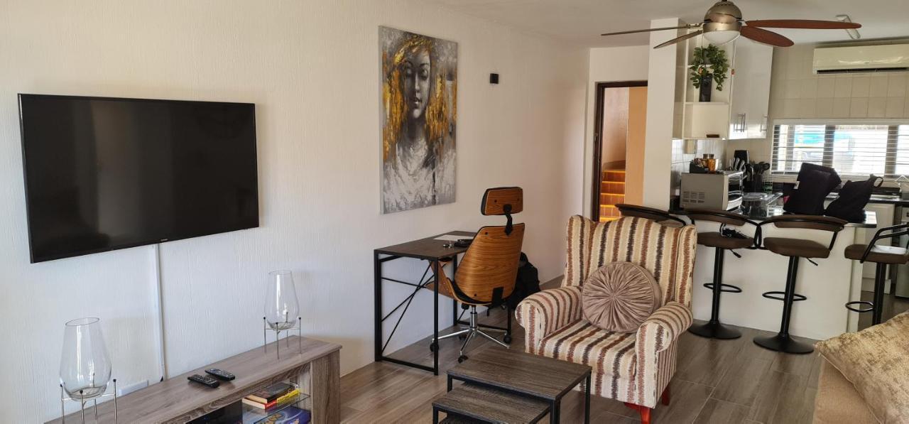 67 The Shades - Luxury Apartment In Umhlanga - Airconditioning Throughout And Inverter Durban Buitenkant foto