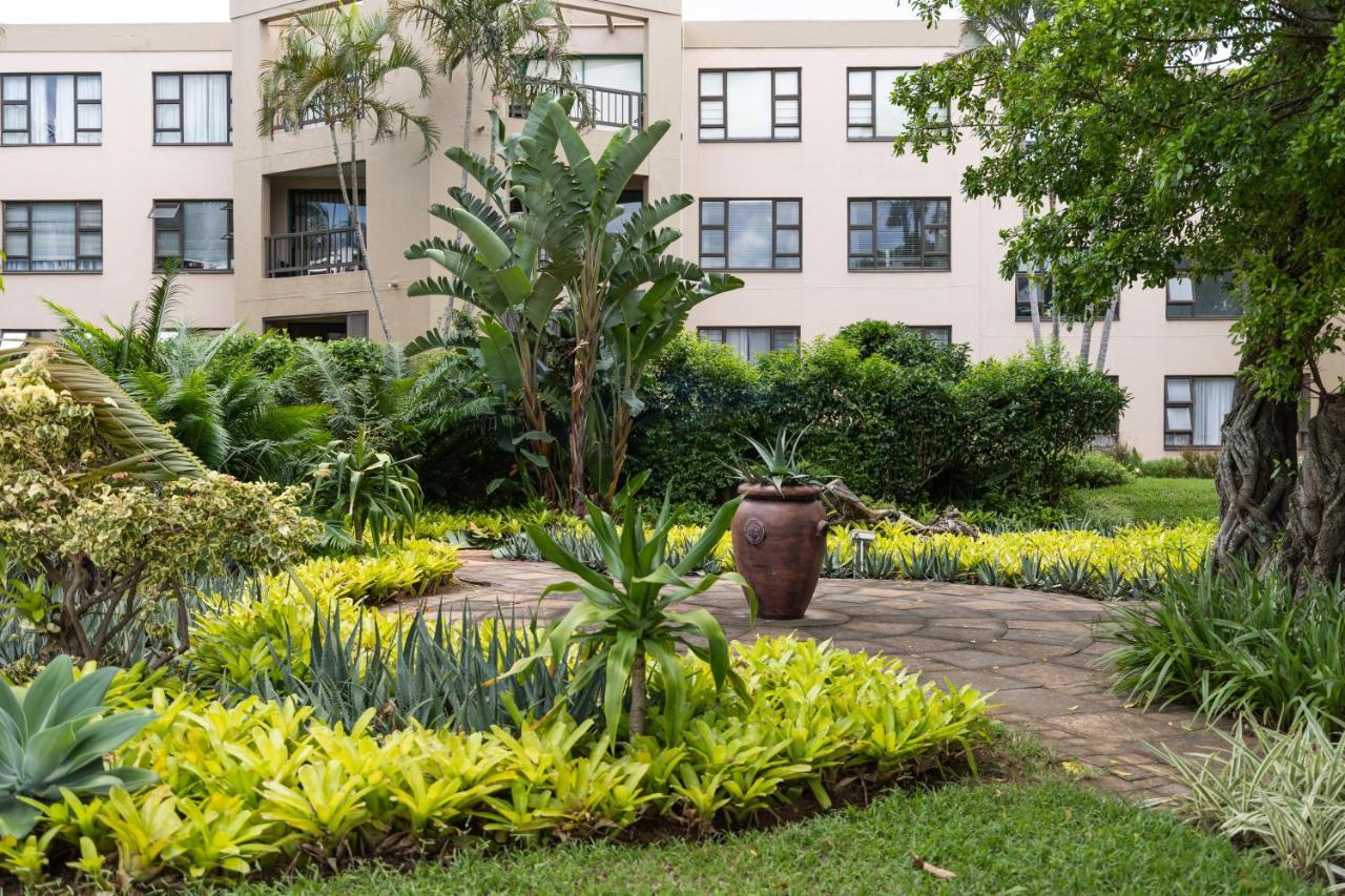 67 The Shades - Luxury Apartment In Umhlanga - Airconditioning Throughout And Inverter Durban Buitenkant foto
