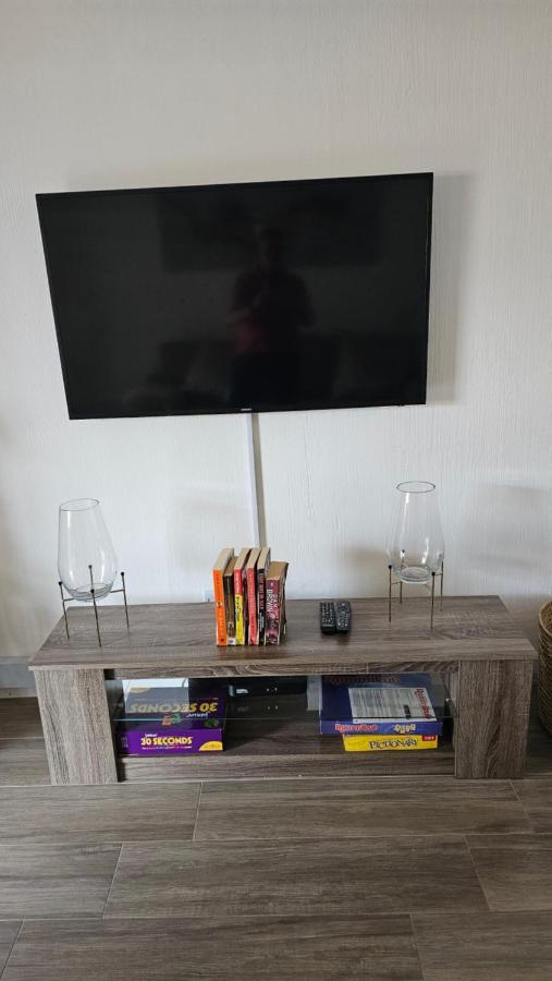 67 The Shades - Luxury Apartment In Umhlanga - Airconditioning Throughout And Inverter Durban Buitenkant foto